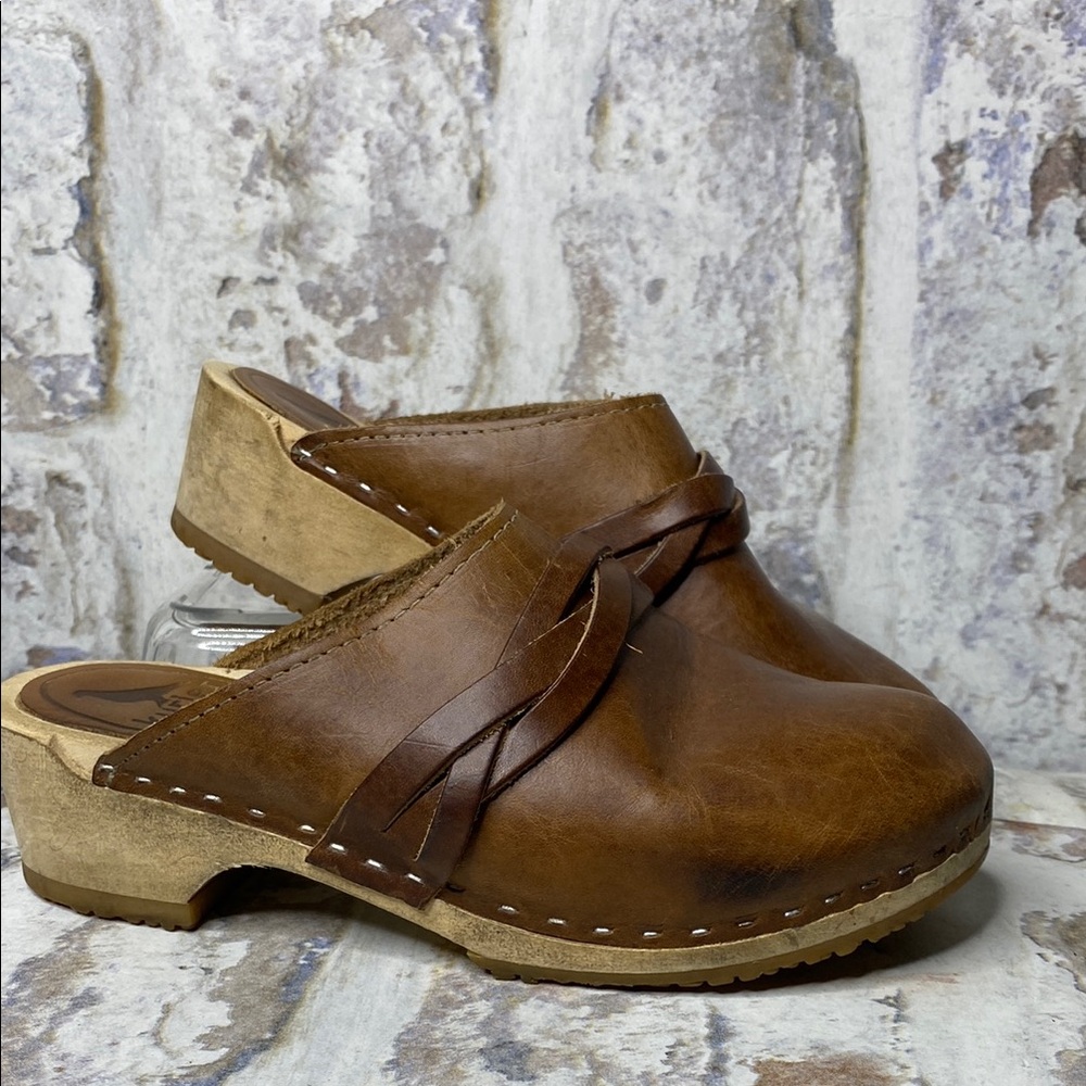 Kurier BFF Low Heel Clogs Braid